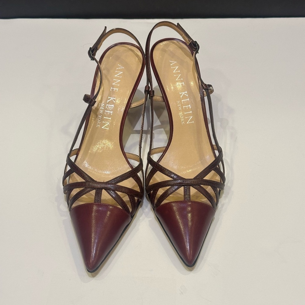 NWOT Anne Klein Maroon and Brown Pointed Strappy Heels